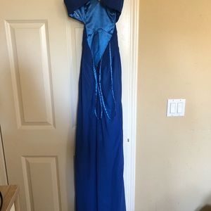 Gorgeous Blue Gown with a low back with a slit